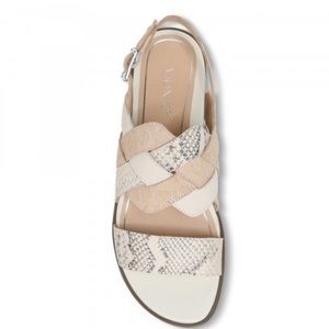 Vionic Sandals brand new size 8